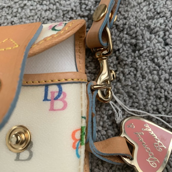 Dooney & Bourne cell phone holder rainbow vintage - Picture 7 of 8